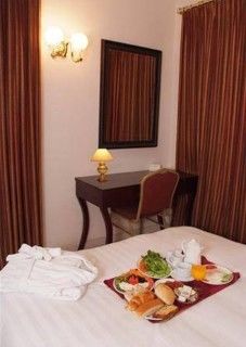 Al Sharq - Baithans Hotel